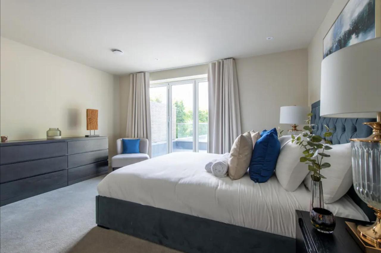 2Bd, 2Ba Urban Oasis Chcl F4 Apartment Chigwell Bagian luar foto