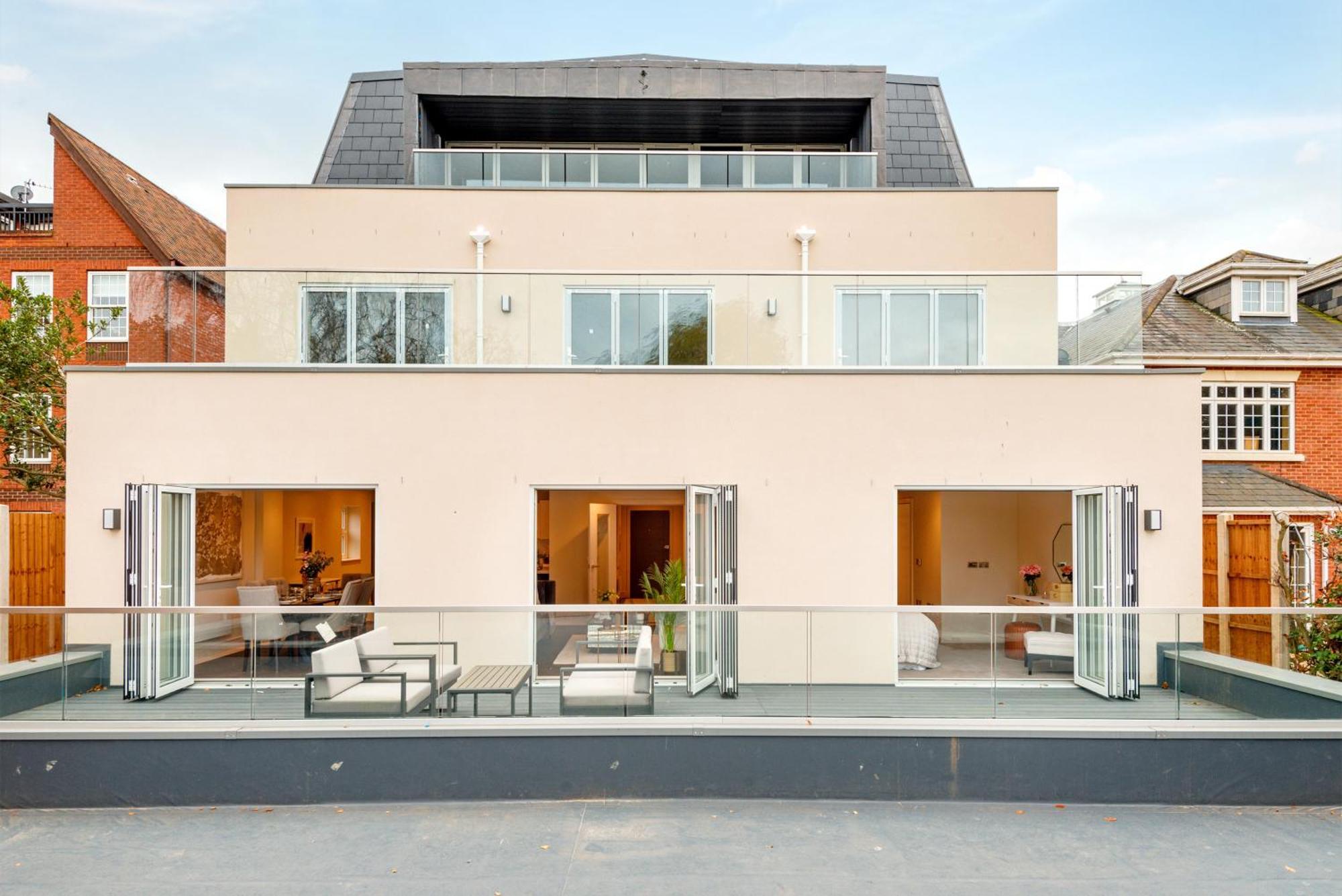2Bd, 2Ba Urban Oasis Chcl F4 Apartment Chigwell Bagian luar foto